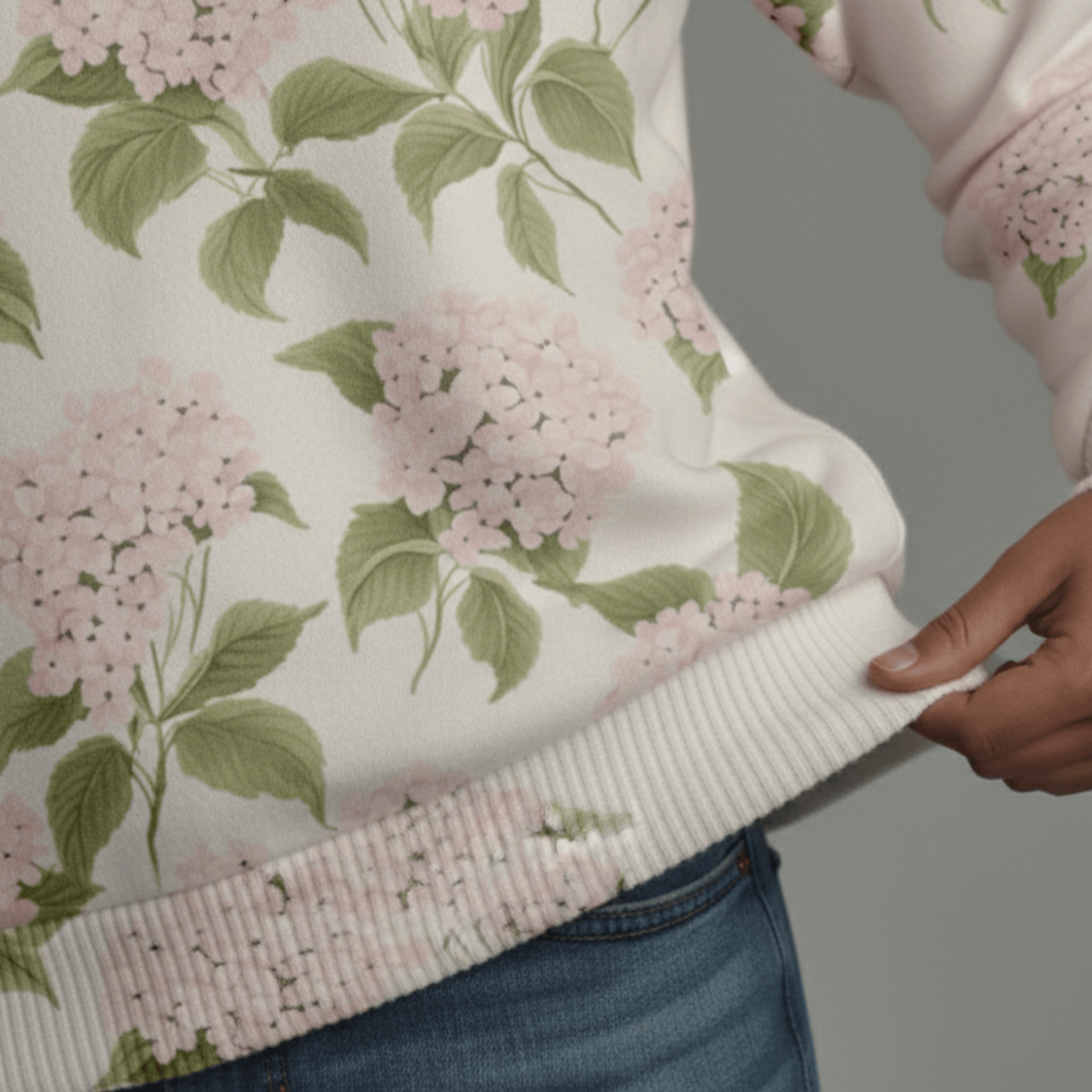 Chic Cotton Sweatshirt in Pink Hydrangea Floral Print sleeve details 